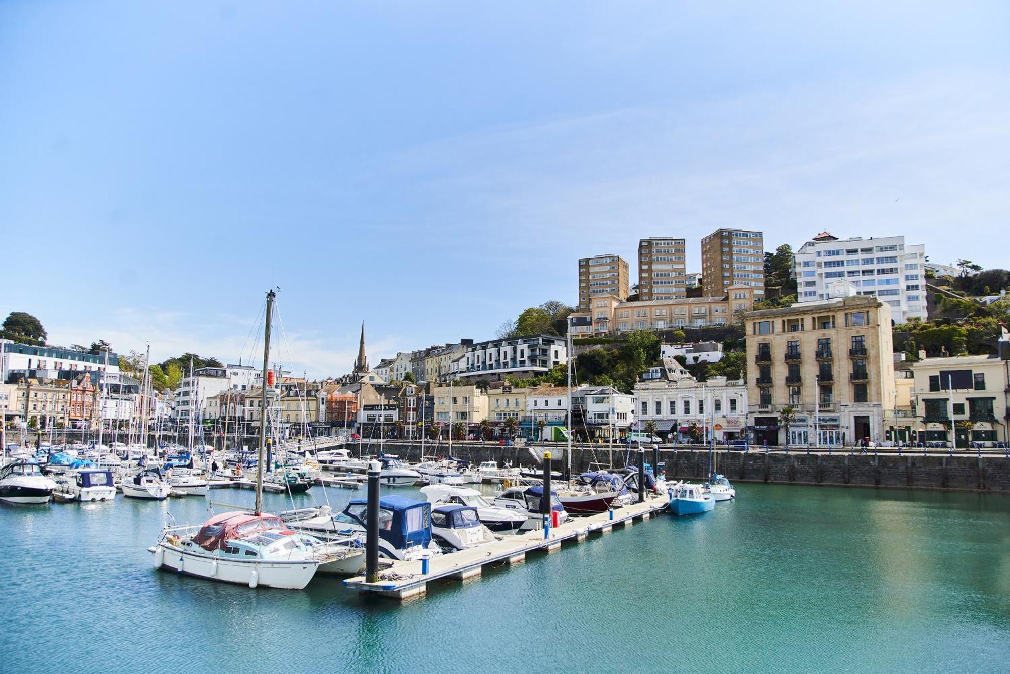 Ferienwohnung Harbour Breeze - Contemporary Waterside Bolthole On Torquay'S Iconic Marina Exterior foto